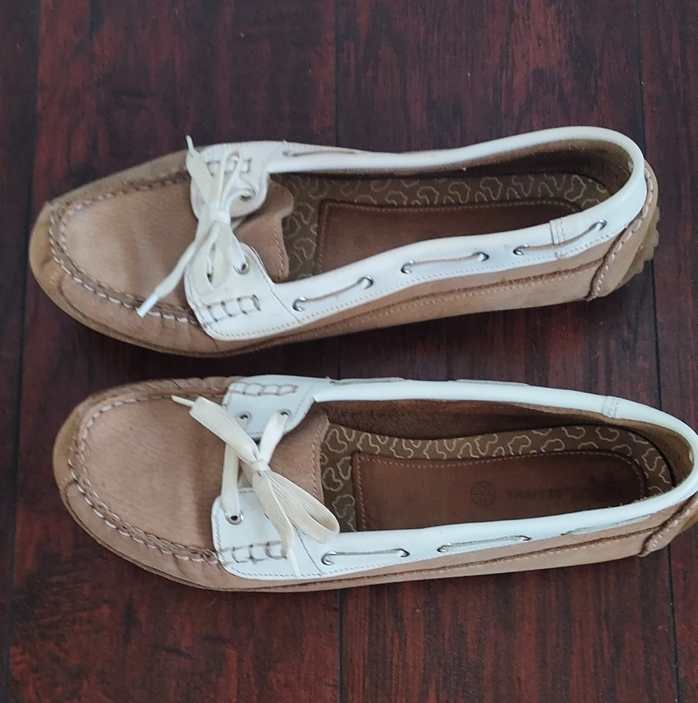 Soul Of Africa Leather Tan and White Boat Slip-on Shoes Sz-11